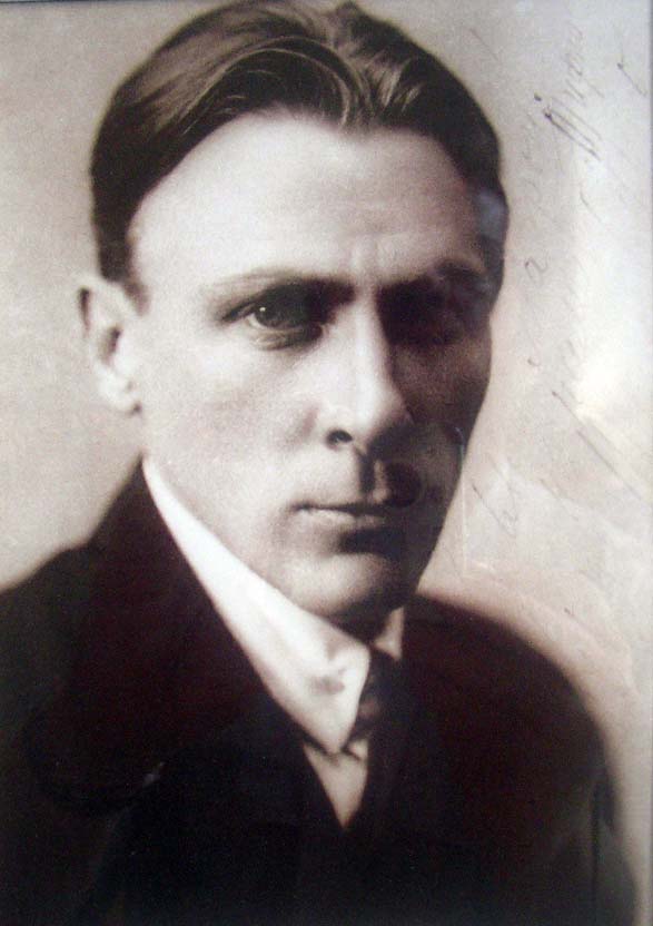 Mihail-Bulgakov[1]