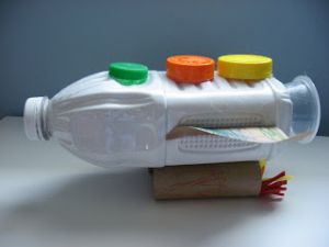 поделка ракета из пластиковой бутылки10