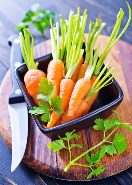 Морковь свежая — стоковое фото