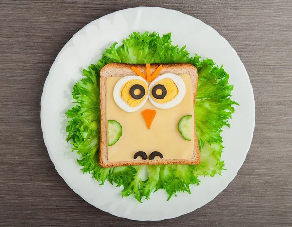 Дизайн кухни. Творческие сэндвич для ребенка с фотография мало ВЛ — стоковое фото