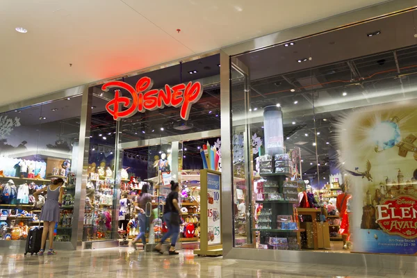 Las Vegas - Circa July 2016: Disney Store Retail Mall Location. Disney Store is the Official Site for Disney Shopping IV — стоковое фото