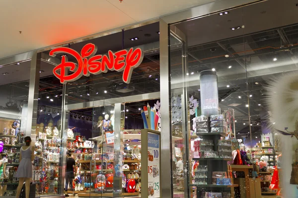 Las Vegas - Circa July 2016: Disney Store Retail Mall Location. Disney Store is the Official Site for Disney Shopping V — стоковое фото