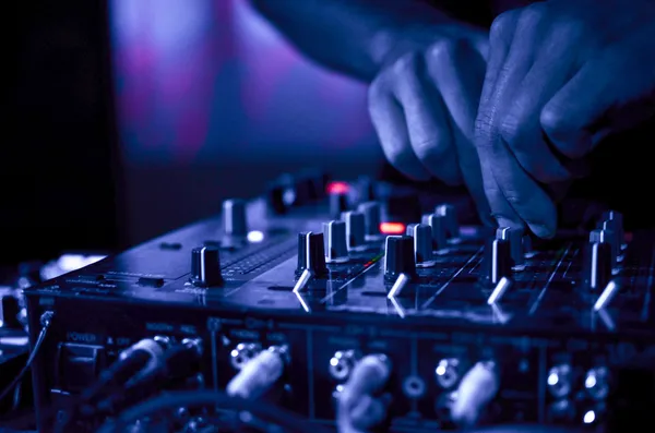 DJ музыка ночной клуб — стоковое фото